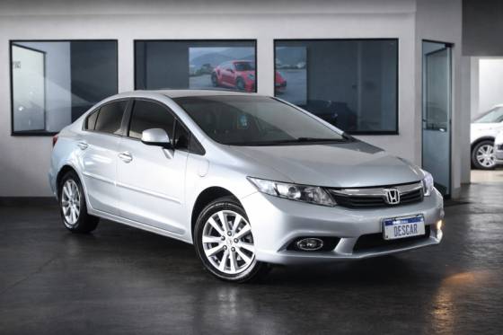 HONDA CIVIC 1.8 LXS 16V FLEX 4P AUTOMÁTICO